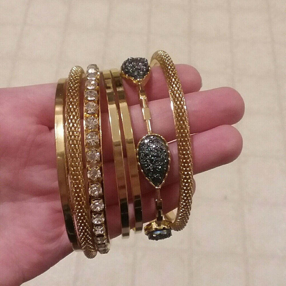 Gold Stone Bangle Set